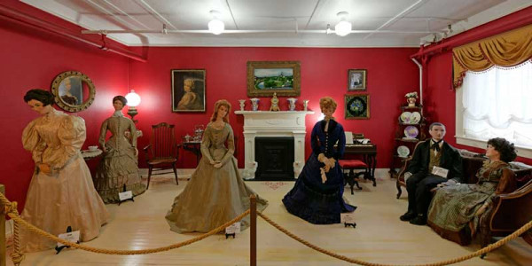 The Bridal Parlor