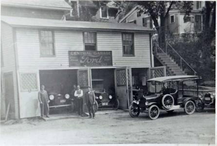 Canton, CT - Central Garage
