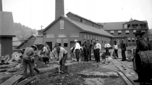 Then: Canton, CT - Factory Workers